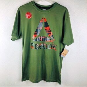 Men’s Reebok Green T-Shirt Size Small 🖤!